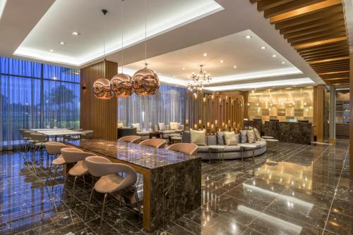 Фотография гостиницы Courtyard by Marriott Bogota Airport