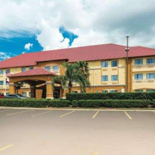 Фотографии гостиницы
La Quinta by Wyndham Houston/Clear Lake-NASA