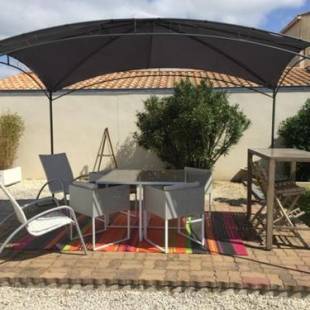 Фотографии гостевого дома
Maison de 2 chambres avec jardin clos et wifi a Saint Pierre d'Oleron a 1 km de la plage