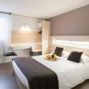 Фотографии гостиницы 
            Hotel Restaurant l'Eskemm St Brieuc-Trégueux