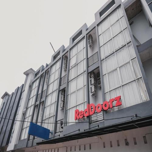 Фотографии гостиницы
RedDoorz @ Jalan Sukabangun 2 Palembang