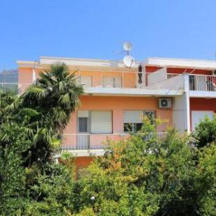 Фотографии гостевого дома
Apartments with a parking space Kastel Stari, Kastela - 17447