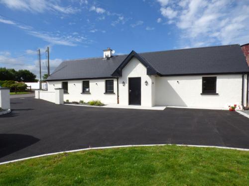 Фотографии гостевого дома 
            Laharn Cottage, Killorglin