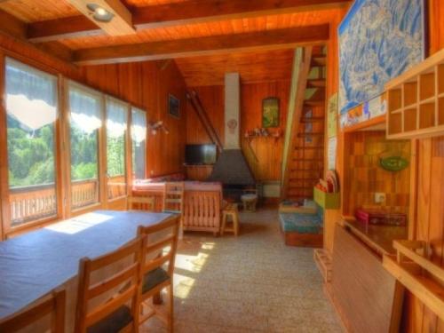 Фотография гостевого дома Chalet Morzine, 4 pièces, 10 personnes - FR-1-524-6