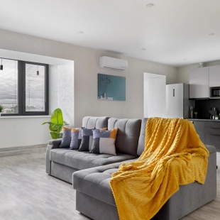 Фотография квартиры Апартаменты 2х Комнатные Енисейская 8