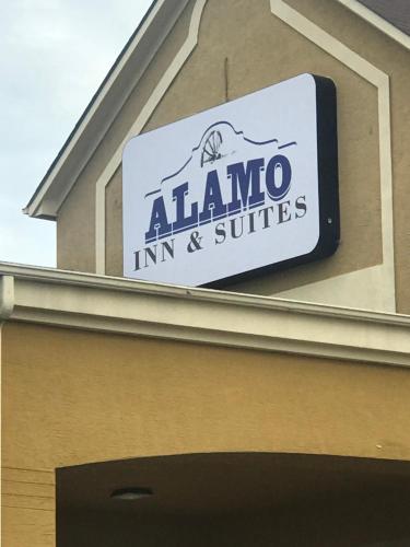 Фотография гостиницы SureStay Plus by Best Western San Antonio Fort Sam Houston