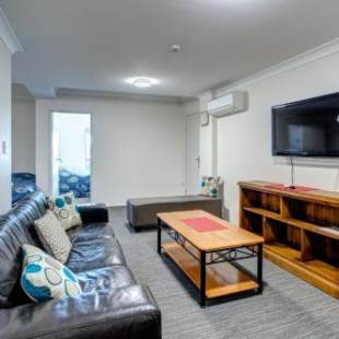 Фотографии мотеля
Arena Hotel (formerly Sleep Express Motel)