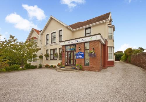 Фотография гостевого дома Two Beaches