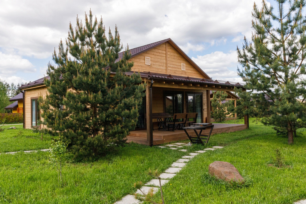 Фотография Коттеджа Частный дом Трехкомнатный 145 метров в лесу у пруда