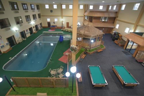 Фотография гостиницы Katahdin Inn & Suites