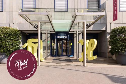 Фотографии гостиницы 
            B&B Hotel Milano La Spezia