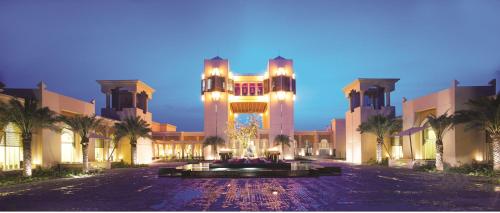 Фотографии гостиницы 
            Al Areen Palace & Spa by Accor