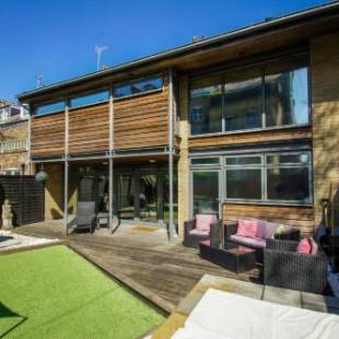 Фотографии гостевого дома
The Edge