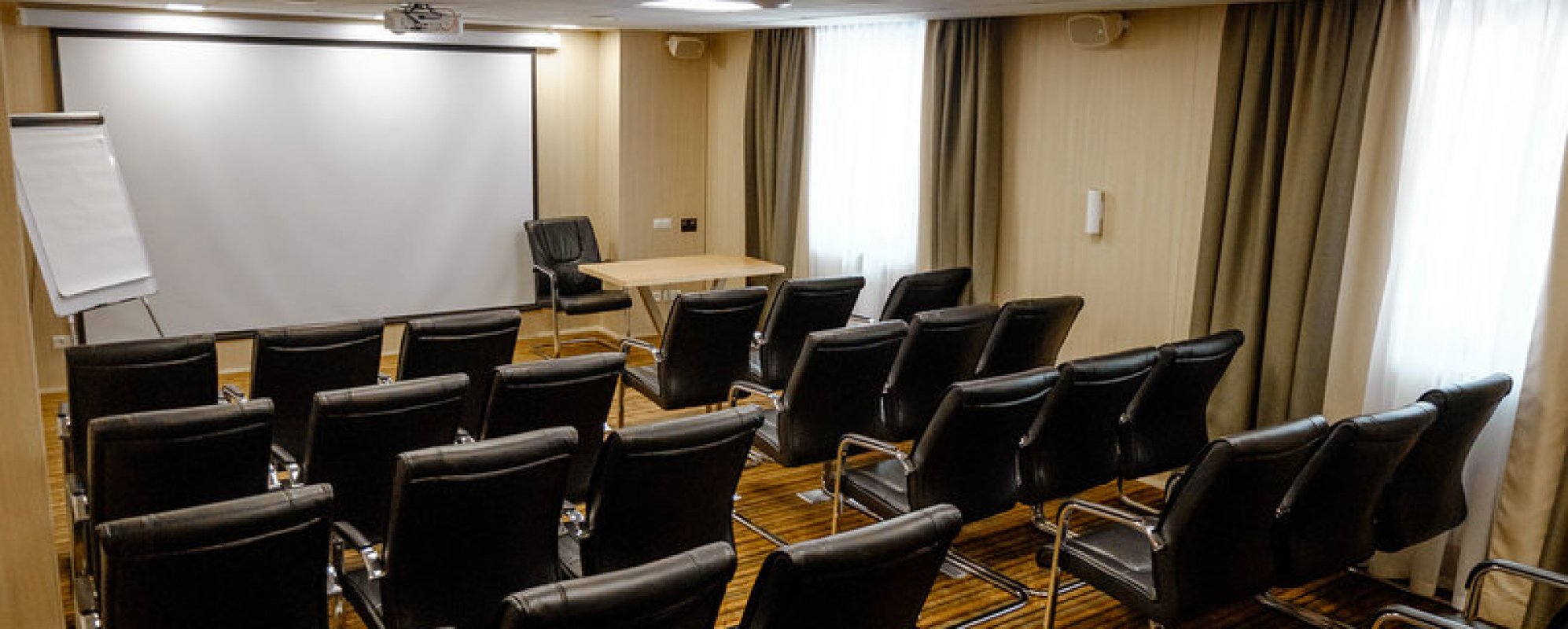 Фотографии конференц-зала AZIMUT Отель Сити Хабаровск