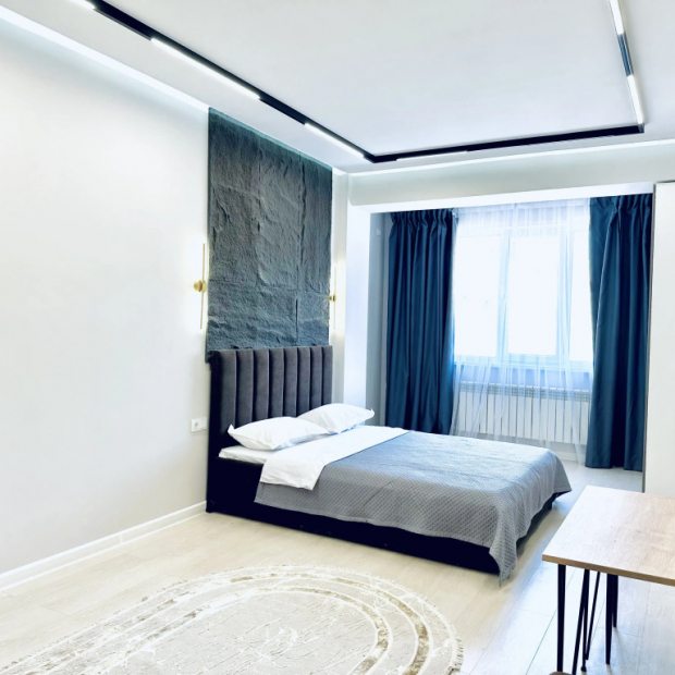 Фотографии квартиры 
            Апартаменты 1 комнатная студия в новом жилом доме 68/2