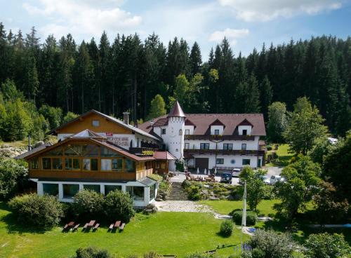 Фотография гостиницы Märchenhotel Waldpension Nebelstein