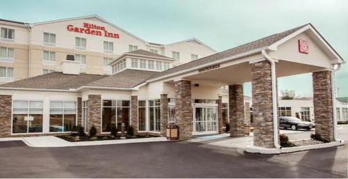 Фотография гостиницы Hilton Garden Inn Kalamazoo Downtown