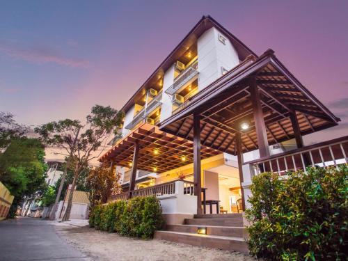 Фотография гостиницы Rendezvous Classic House SHA Extra Plus