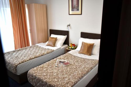 Фотография гостиницы Hotel Slavija