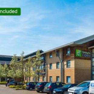 Фотографии гостиницы 
            Holiday Inn Express Milton Keynes, an IHG Hotel