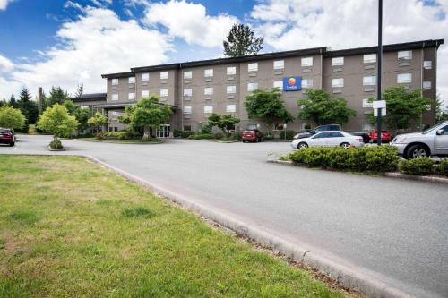 Фотография гостиницы Comfort Inn & Suites Langley