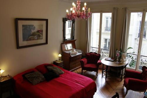 Фотография мини отеля A Room In Paris