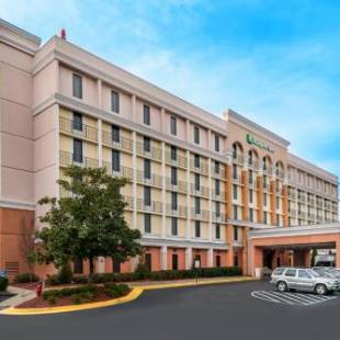 Фотографии гостиницы
Holiday Inn Express Atlanta Airport-College Park, an IHG Hotel