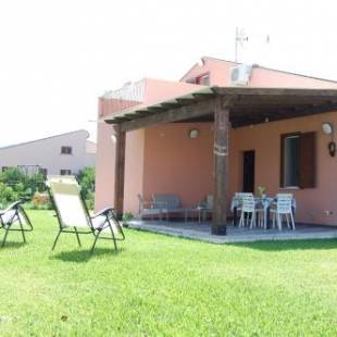 Фотографии гостевого дома 
            3 bedrooms house at Gorgo Lungo Lascari 200 m away from the beach with enclosed garden and wifi