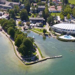 Фотографии гостиницы 
            Hotel Schlossblick Chiemsee