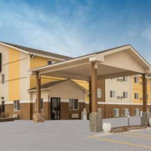 Фотографии гостиницы 
            Super 8 by Wyndham Gillette