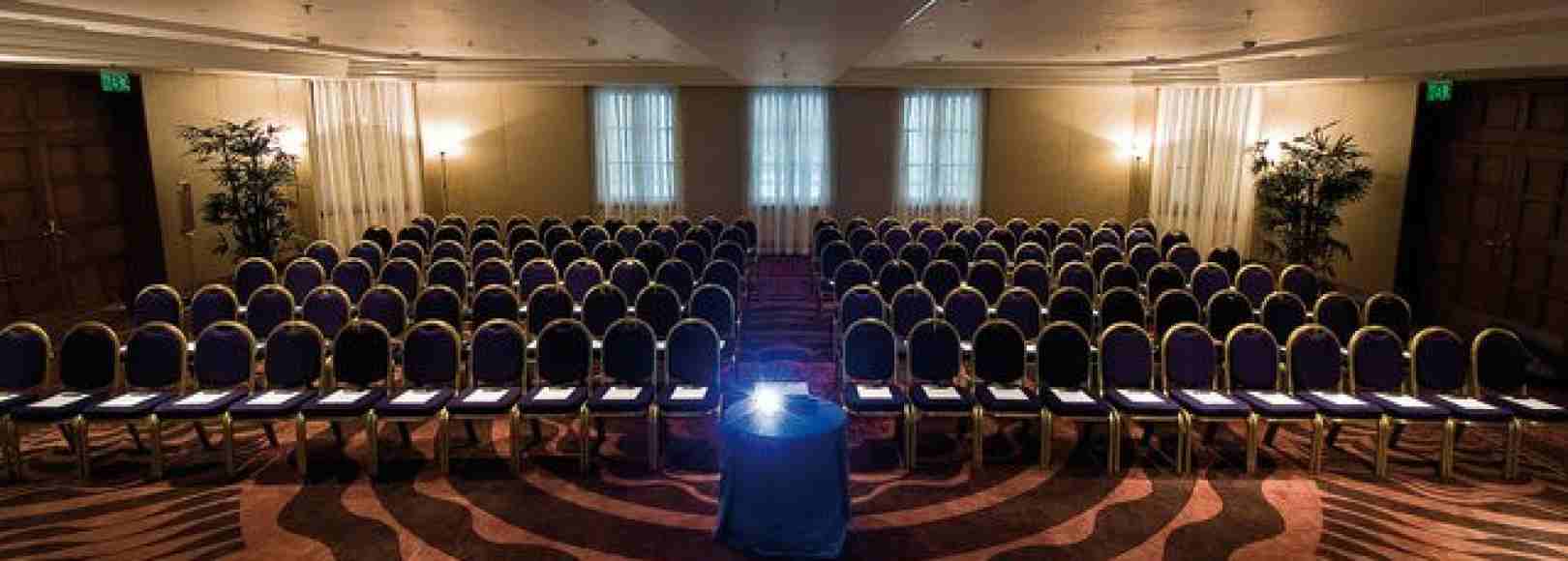 Фотография конференц-зала Санкт-Петербург