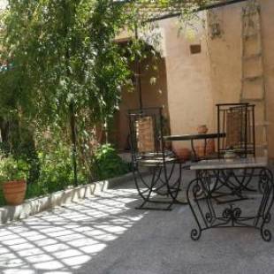 Фотографии мини отеля
Oasis de Tiout