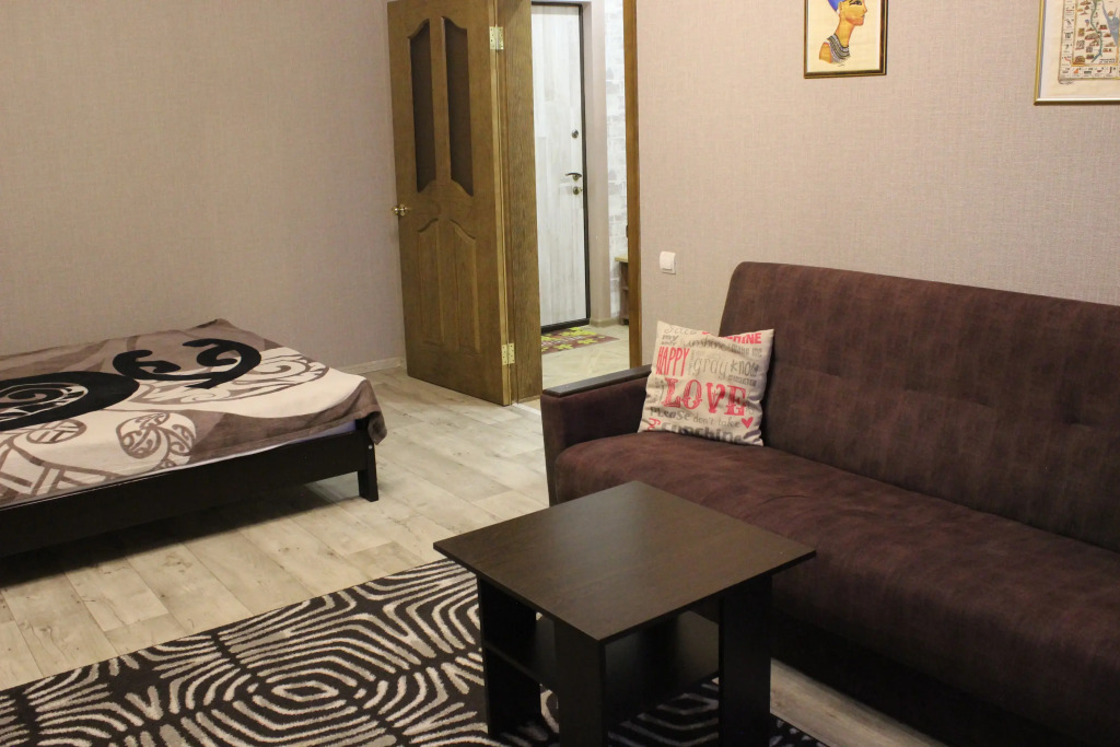 Фотография квартиры Квартира на Вячеслава Клыкова 80