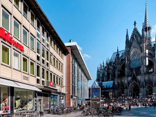 Фотография гостиницы Ibis Hotel Köln Am Dom
