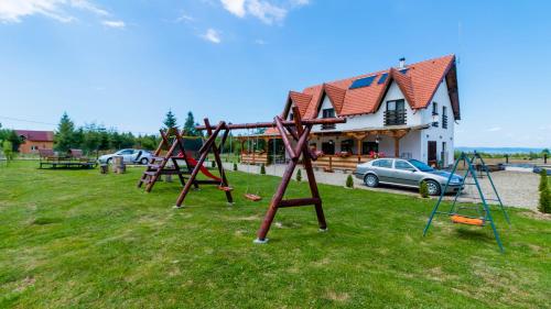 Фотографии гостевого дома
Pensiunea Maya