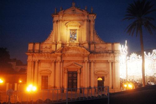 Фотография мини отеля Yhomisus