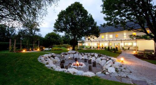 Фотография гостиницы Hotel Sonnenhof