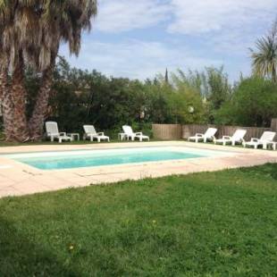 Фотографии мини отеля
Chambres d'Hôtes Le Mas du Bijou Bleu