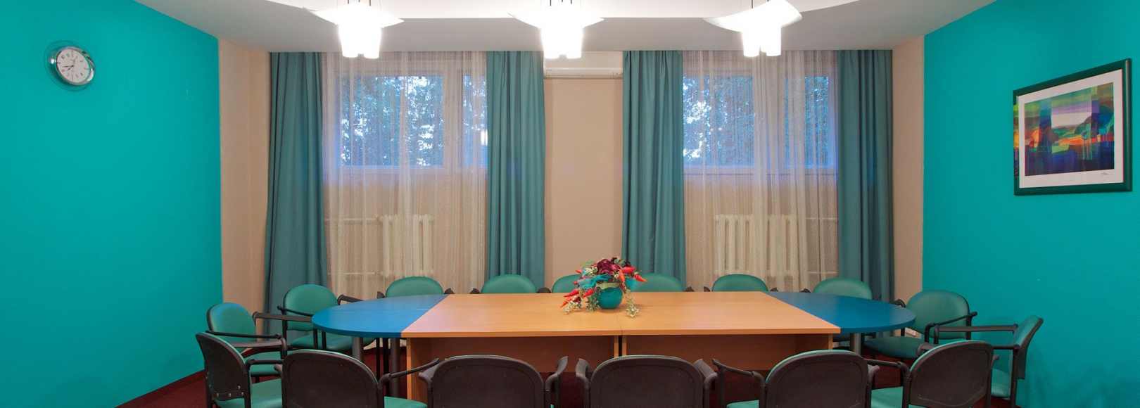 Фотография комнаты для переговоров Волга