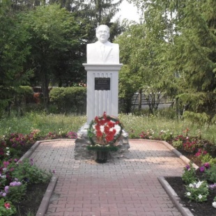 Фотография памятника Памятник В.И. Коробейникову