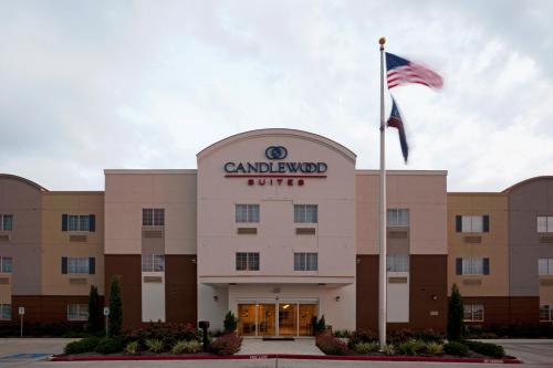 Фотография гостиницы Candlewood Victoria, an IHG Hotel