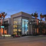 Фотография гостиницы Grand Beach Hotel Surfside West