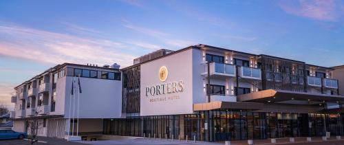 Фотография гостиницы Porters Boutique Hotel