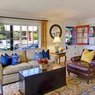 Фотографии мини отеля
Wayside Inn