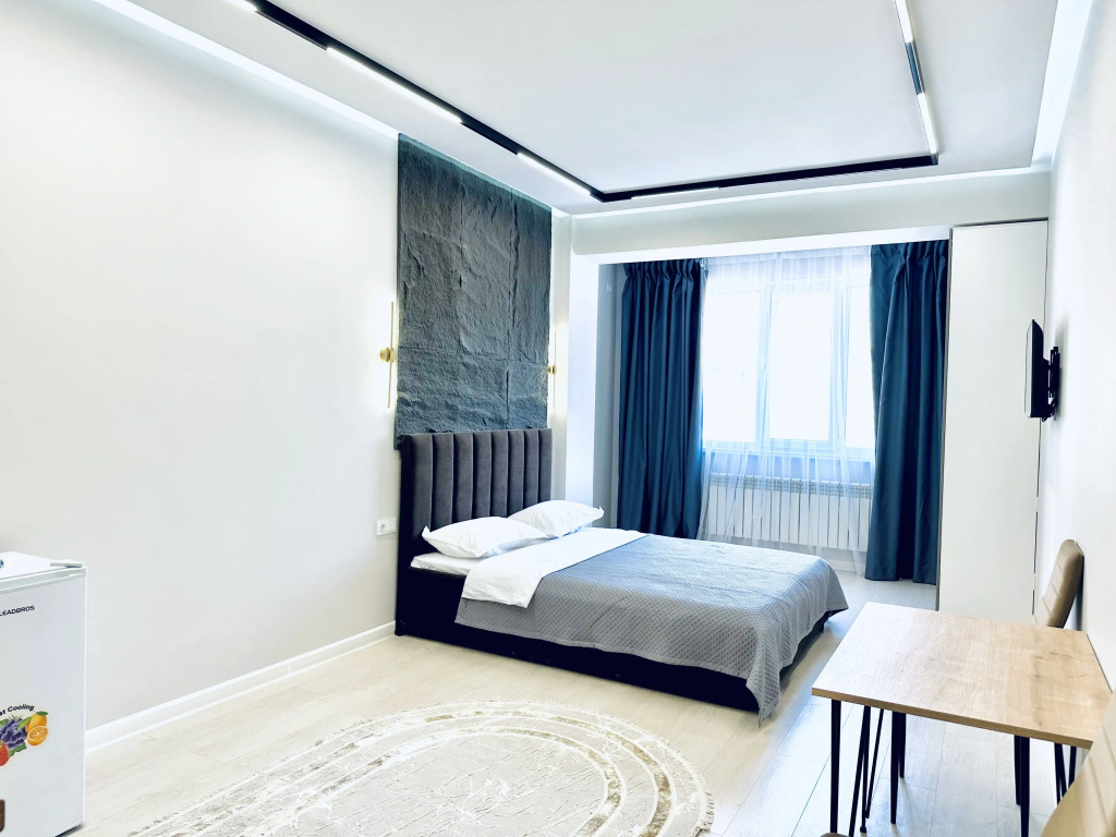 Фотография квартиры Апартаменты 1 комнатная студия в новом жилом доме 68/2