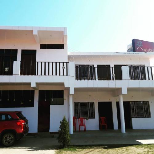 Фотографии базы отдыха
Sanskriti greens