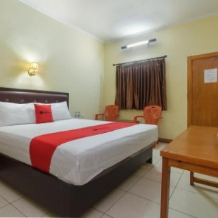 Фотография гостиницы RedDoorz at Jalan Babepalar Rike Manado