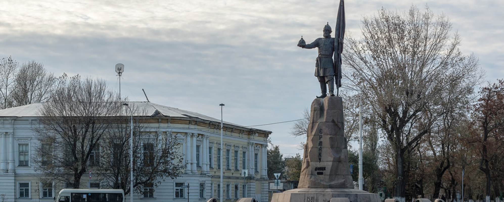 Фотографии памятника Памятник Ермаку
