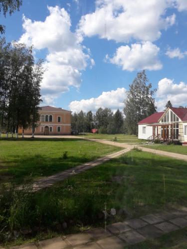 Фотографии базы отдыха
Замок