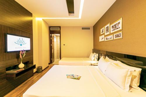 Фотография гостиницы Queen Ann Hotel